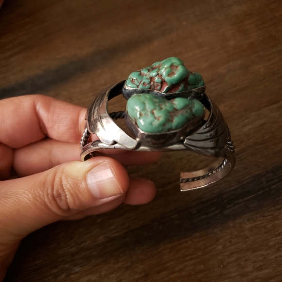 Vintage Sterling Silver Turquoise Cuff Bracelet - Picture 13 of 15